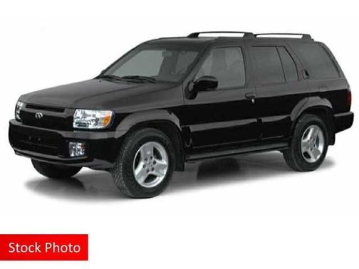 Photo 1 of 3 of 2002 INFINITI QX4 Luxury