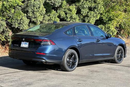 2025 Honda Accord Sport SE 1.5T