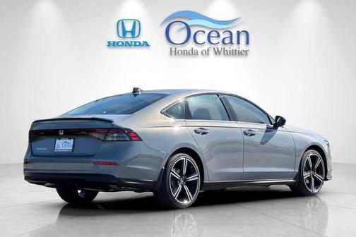 Urban Gray Pearl 2026 Honda Accord SE