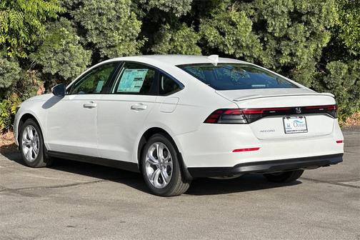 2025 Honda Accord LX 1.5T