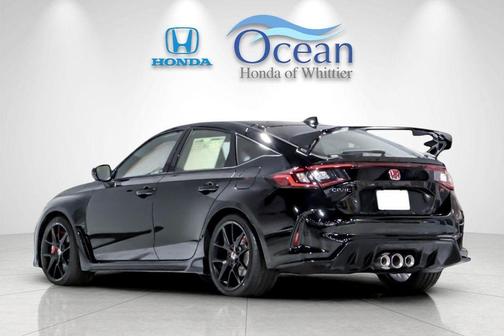 Crystal Black Pearl 2026 Honda Civic Type R