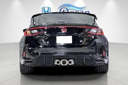 Crystal Black Pearl 2026 Honda Civic Type R