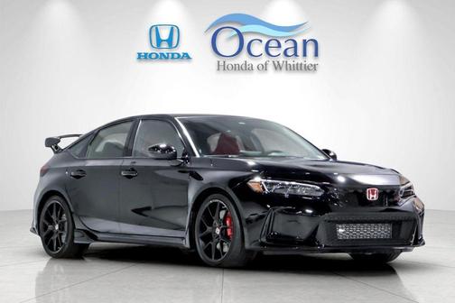 Crystal Black Pearl 2026 Honda Civic Type R