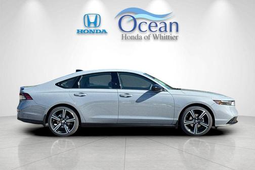 Urban Gray Pearl 2026 Honda Accord SE