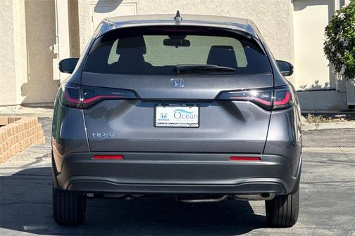 2026 Honda HR-V LX