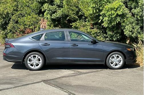 2025 Honda Accord LX 1.5T