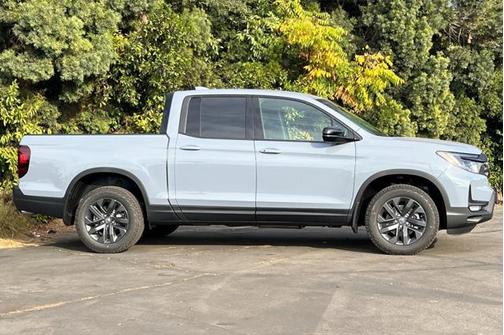 2025 Honda Ridgeline Sport