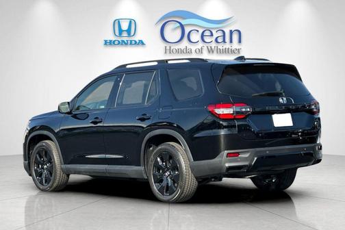 Crystal Black Pearl 2026 Honda Pilot Black Edition