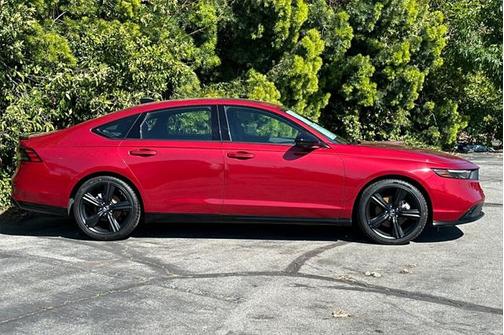 2023 Honda Accord Hybrid Base