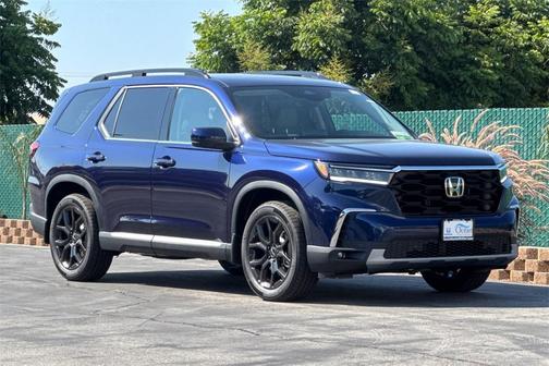 2025 Honda Pilot Touring 8-Passenger