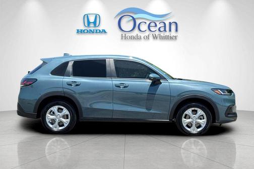 Pearl 2025 Honda HR-V LX