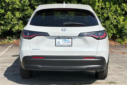 2026 Honda HR-V LX