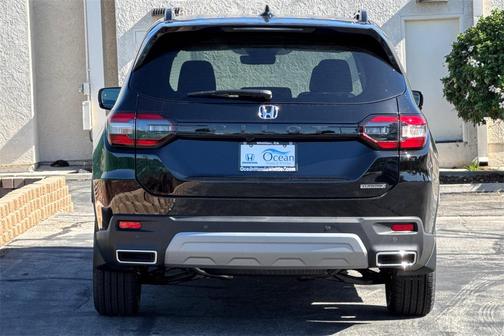 2025 Honda Pilot Touring 8-Passenger