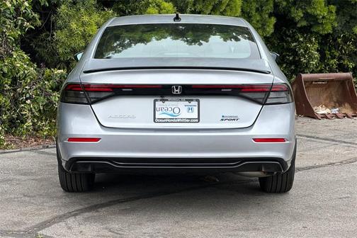 2025 Honda Accord Hybrid Base