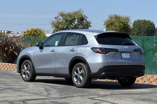 2026 Honda HR-V LX