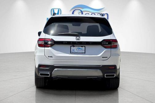 Platinum White Pearl 2026 Honda Pilot Touring S