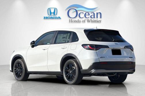 Platinum White Pearl 2027 Honda HR-V Sport