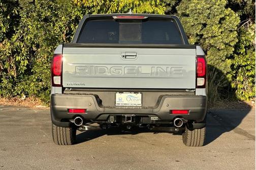 2025 Honda Ridgeline Black