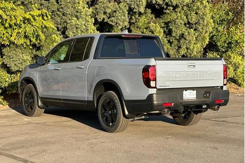 2025 Honda Ridgeline Black