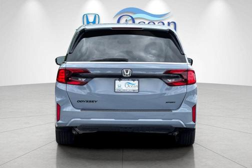 Sonic Gray Pearl 2026 Honda Odyssey Sport-L
