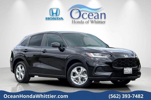 Crystal Black Pearl 2025 Honda HR-V LX