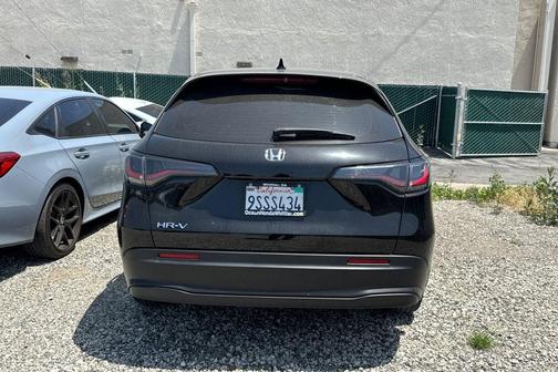 Crystal Black Pearl 2025 Honda HR-V LX