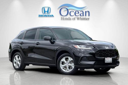 Crystal Black Pearl 2025 Honda HR-V LX