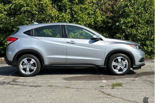 2022 Honda HR-V LX