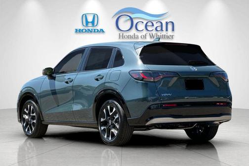 Pearl 2027 Honda HR-V EX-L