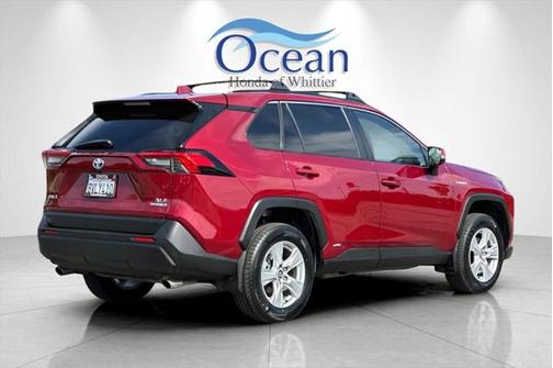 2021 Toyota RAV4 Hybrid XLE