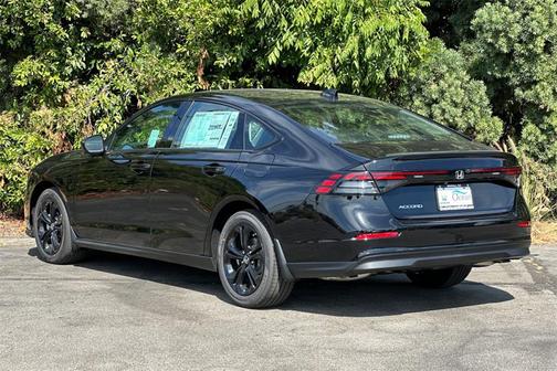 2025 Honda Accord Sport SE 1.5T