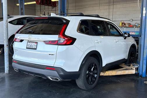 Platinum White Pearl 2023 Honda CR-V Hybrid Sport