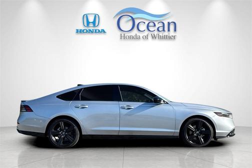 2025 Honda Accord Hybrid 