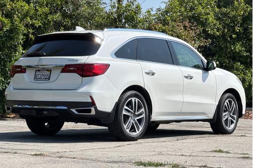 2017 Acura MDX 3.5L w/Advance Package