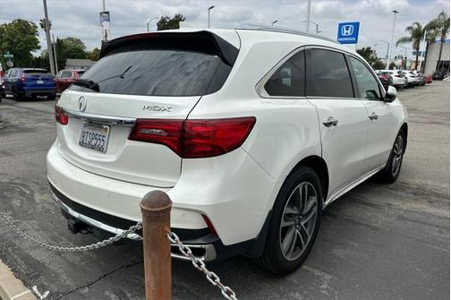 2017 Acura MDX 3.5L w/Advance Package