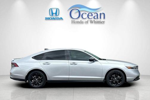 Solar Silver Metallic 2025 Honda Accord SE