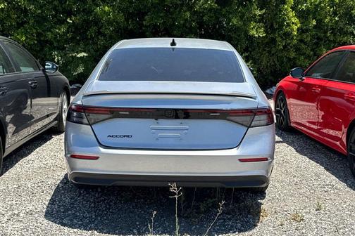 Solar Silver Metallic 2025 Honda Accord SE
