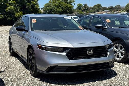 Solar Silver Metallic 2025 Honda Accord SE