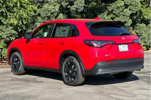2025 Honda HR-V 2WD Sport