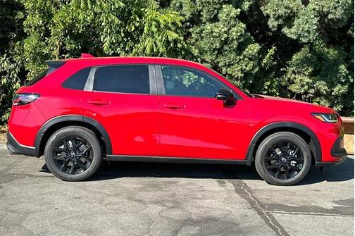 2025 Honda HR-V 2WD Sport
