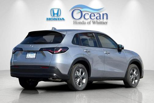 Solar Silver Metallic 2026 Honda HR-V LX