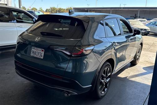 2025 Honda HR-V 2WD Sport