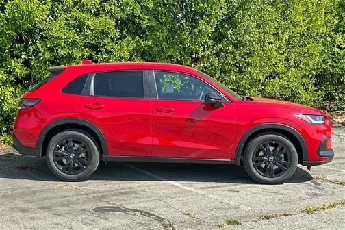 2026 Honda HR-V 2WD Sport