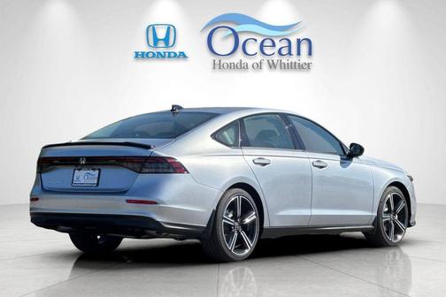 Solar Silver Metallic 2026 Honda Accord SE