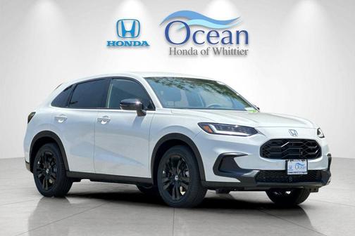 Platinum White Pearl 2026 Honda HR-V Sport