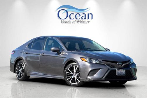 2018 Toyota Camry SE