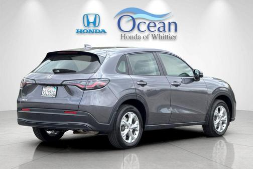 Modern Steel Metallic 2025 Honda HR-V LX
