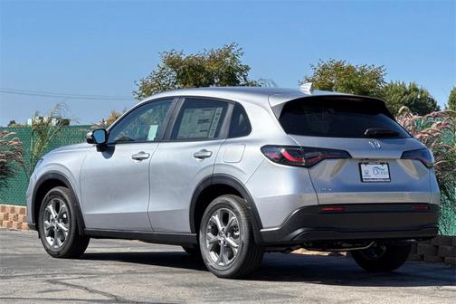 2026 Honda HR-V LX