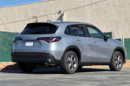 2026 Honda HR-V LX