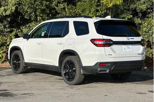 2025 Honda Pilot Black Edition
